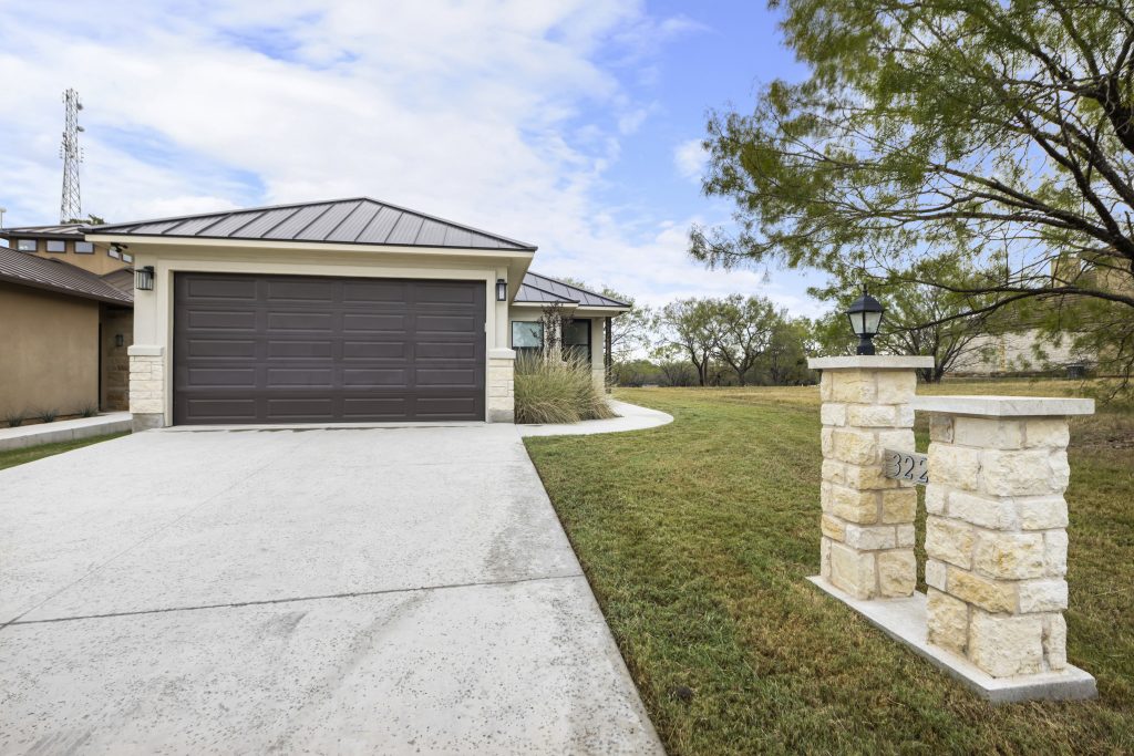 3229 Douglas Drive, Horseshoe Bay, Texas 78657