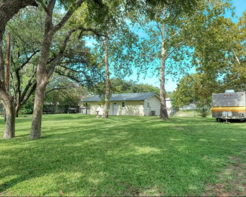 308 County Road 136B Rd, Kingsland, Texas 78639